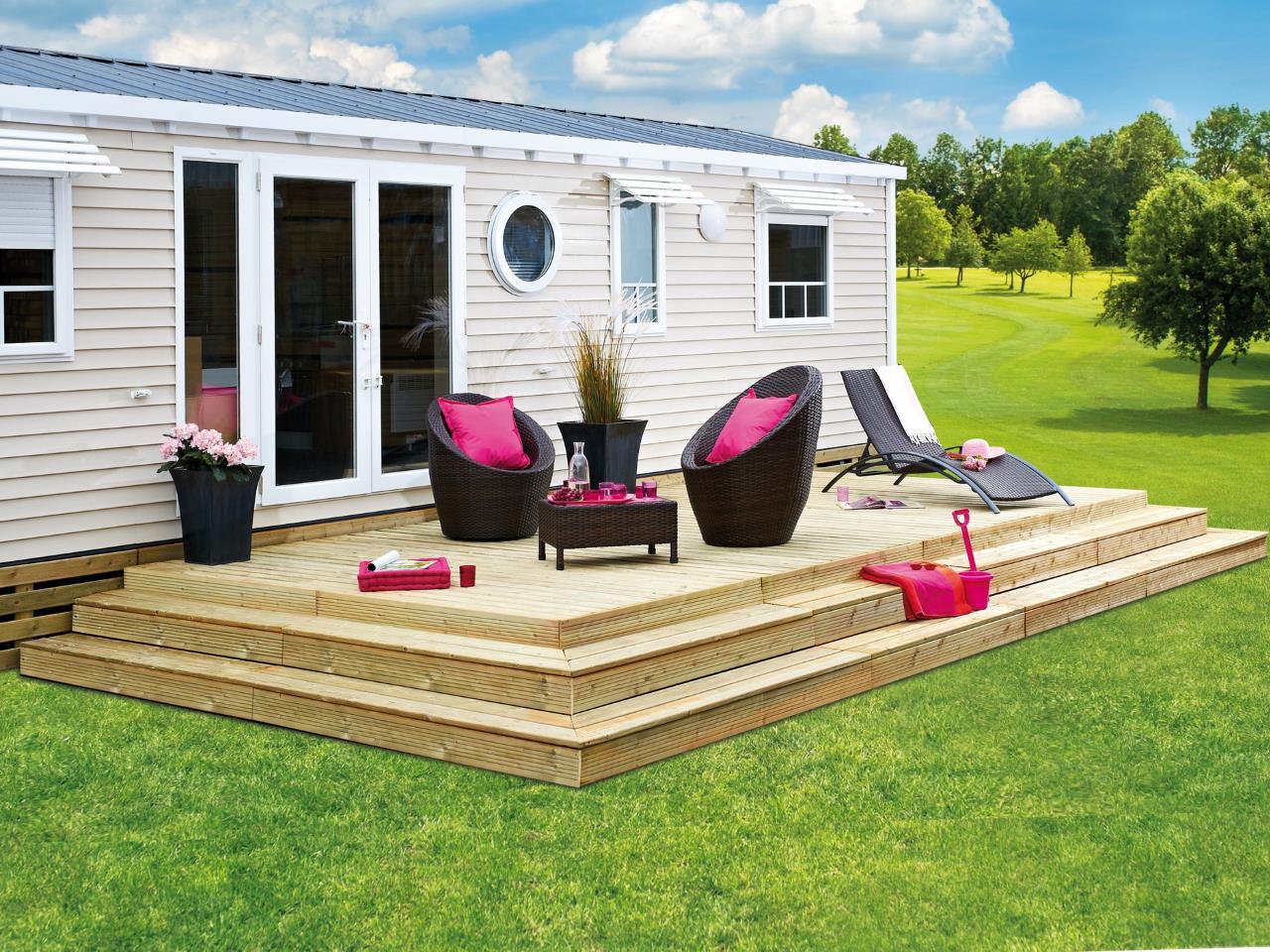 Terrasse bois classique Podium pour mobilhome Clairval